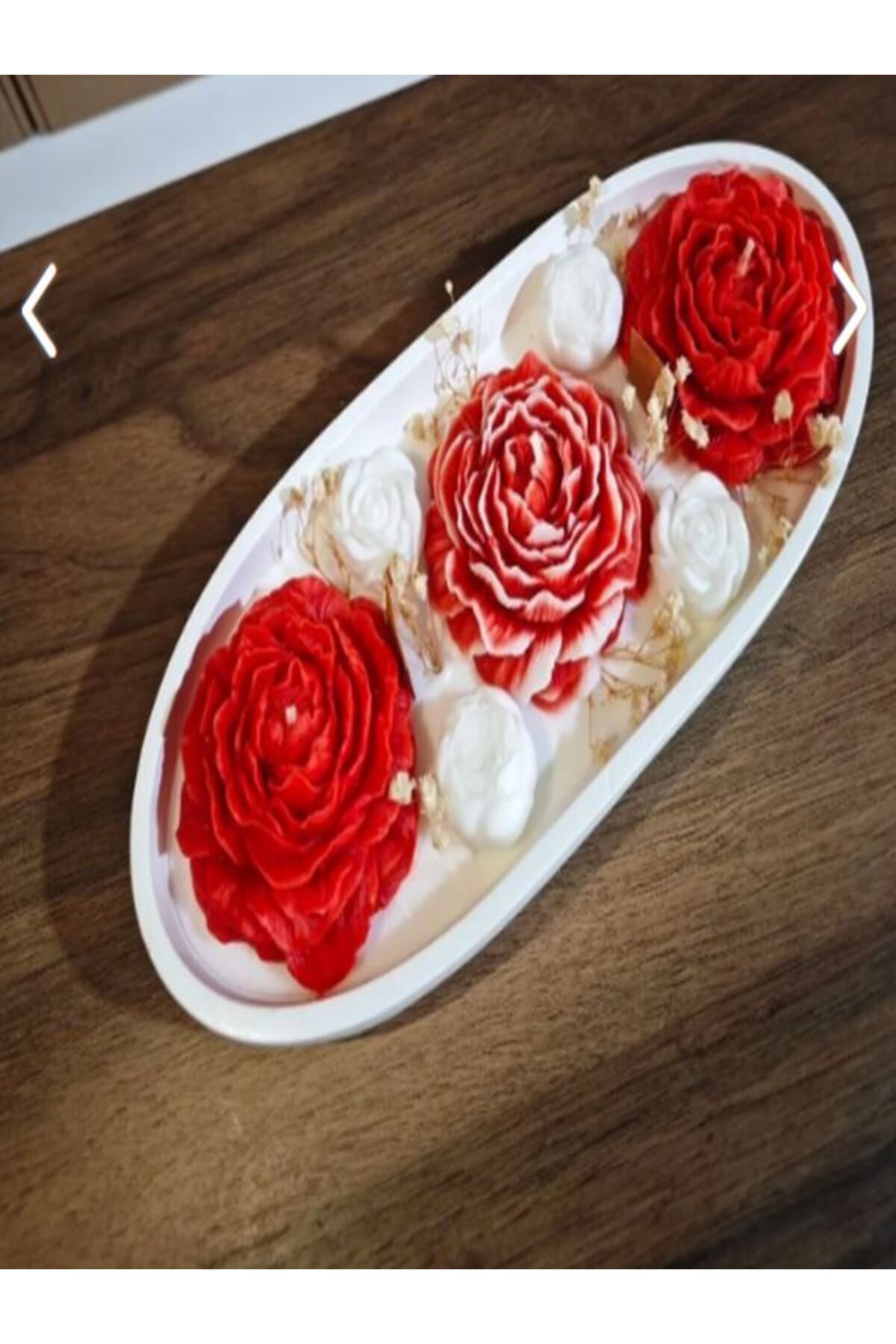 Hediyelik Dekoratif  Büyük Boy Çiçek Mum Seti – Kırmızı ve Beyaz Gül Tasarımı Oval Tepsi